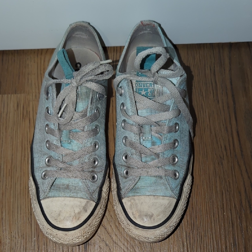 Converse Women's Blue Sneakers